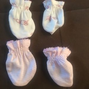 Baby girl mittens And Hats